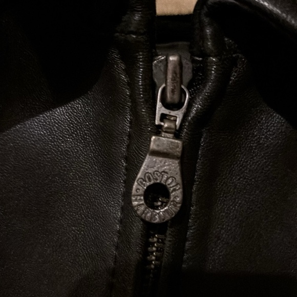 100% Genuine Leather Jacket - Picture 4 of 15